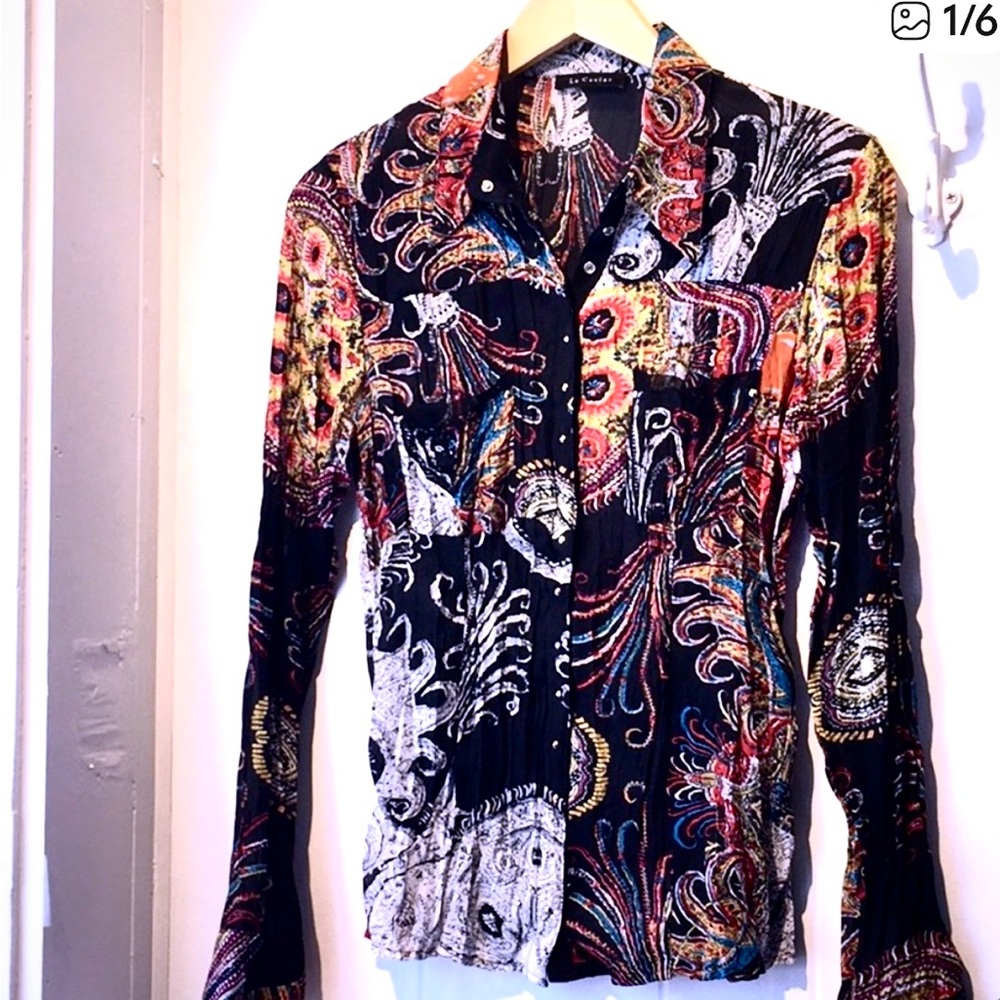Le Caviar Size Small Snap Front Crinkle Blouse - Beautiful